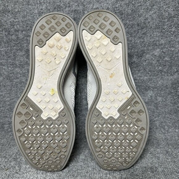 Athletic_Shoes